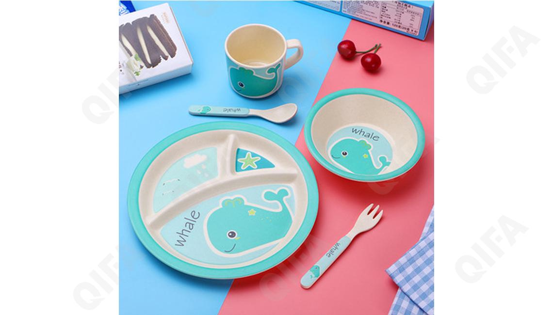 Детский набор для кормления (тарелка, миска, кружка, ложка и вилка) RC573_WKBXF0045-1