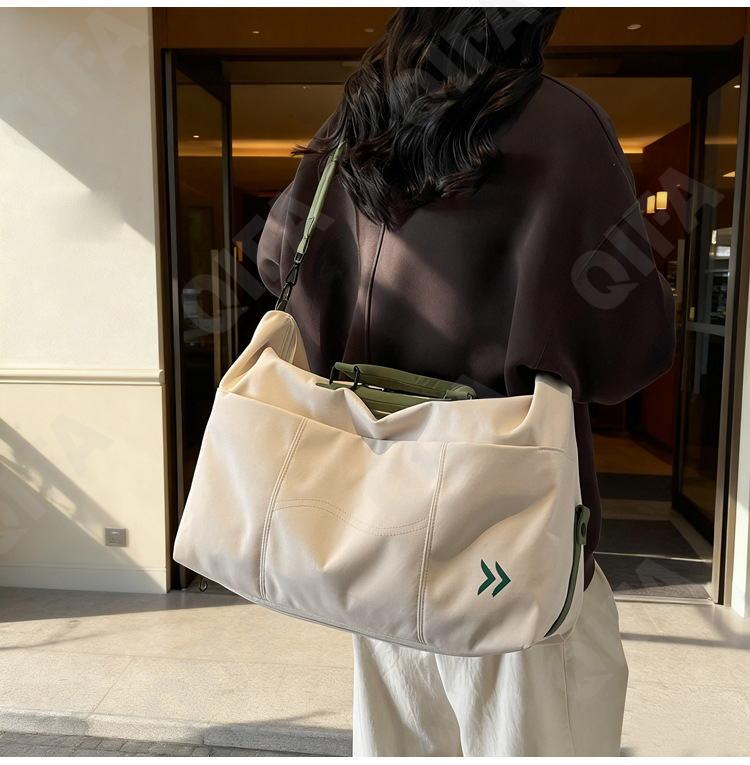 Женская Дорожная сумка CC5456_A1-1 Женская Дорожная сумка CC5456_A1-1