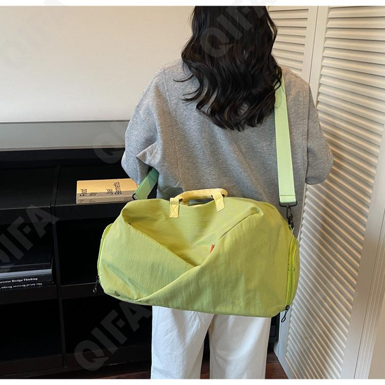 Женская Дорожная сумка CC5456_A60-1