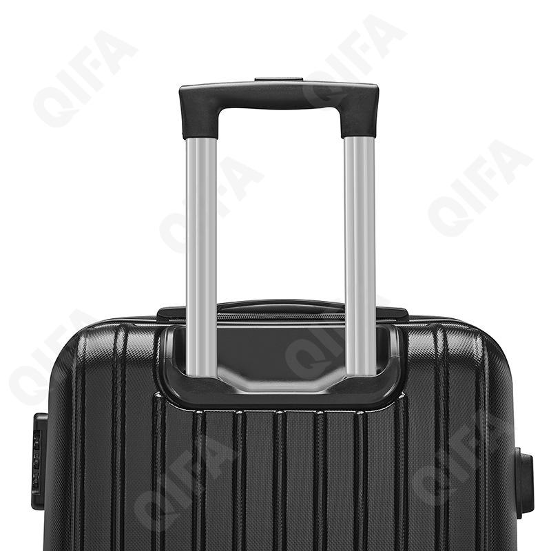 Женский Чемодан CC4530_QF-010-5 Женский Чемодан CC4530_QF-010-5