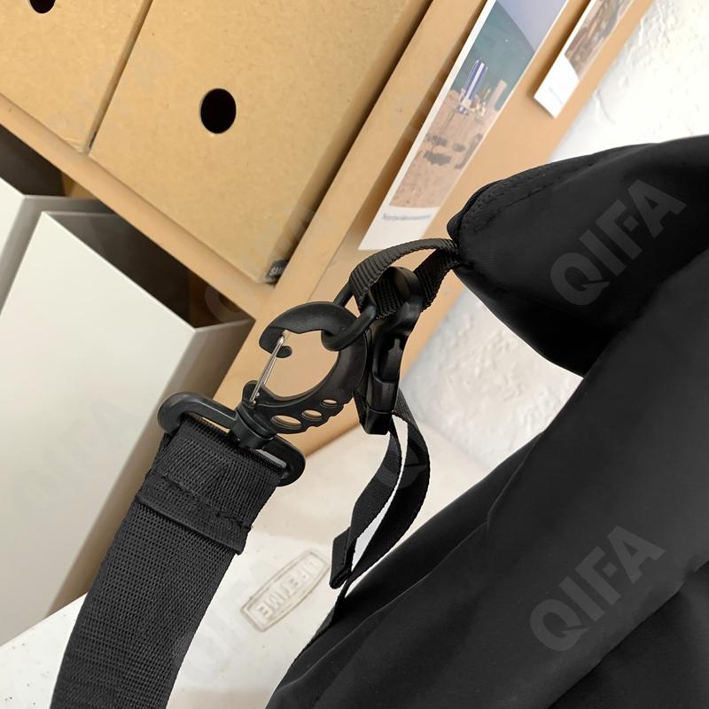 Женская Дорожная сумка CC096_2890S-1