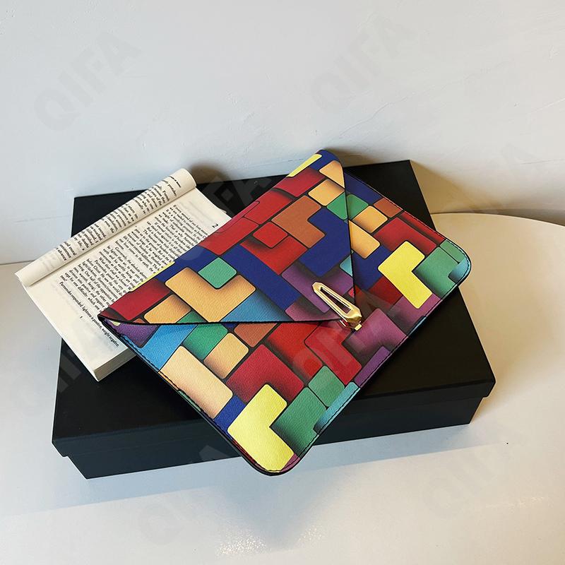 Женский Клатч CC1787_NIU4032-1 Женский Клатч CC1787_NIU4032-1