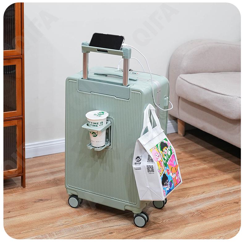 Мужской Чемодан CC198_1909_252_2719_24 Мужской Чемодан CC198_1909_252_2719_24