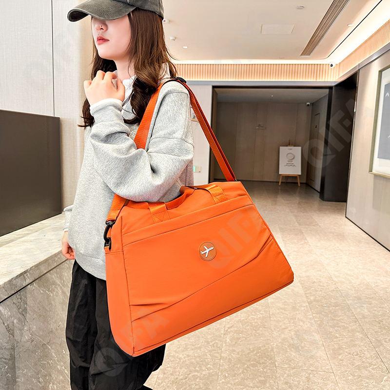 Женская Дорожная сумка CC198_31513-1 Женская Дорожная сумка CC198_31513-1