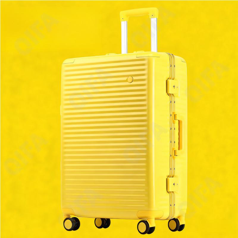 Женский Чемодан CC4530_QFM-326-1