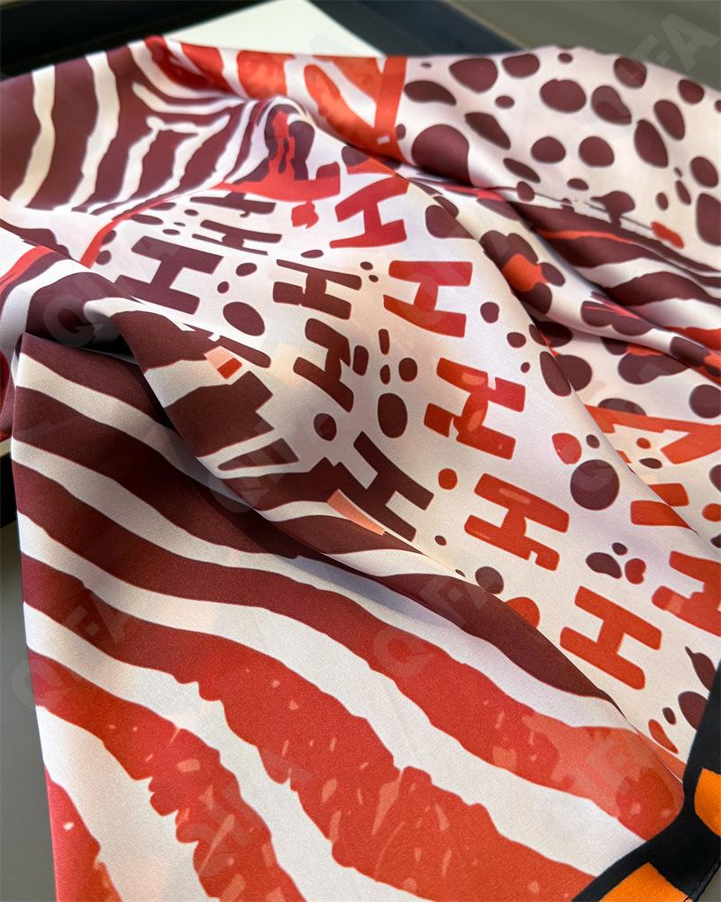 Женский Платок CC4193_FG116-1 Женский Платок CC4193_FG116-1