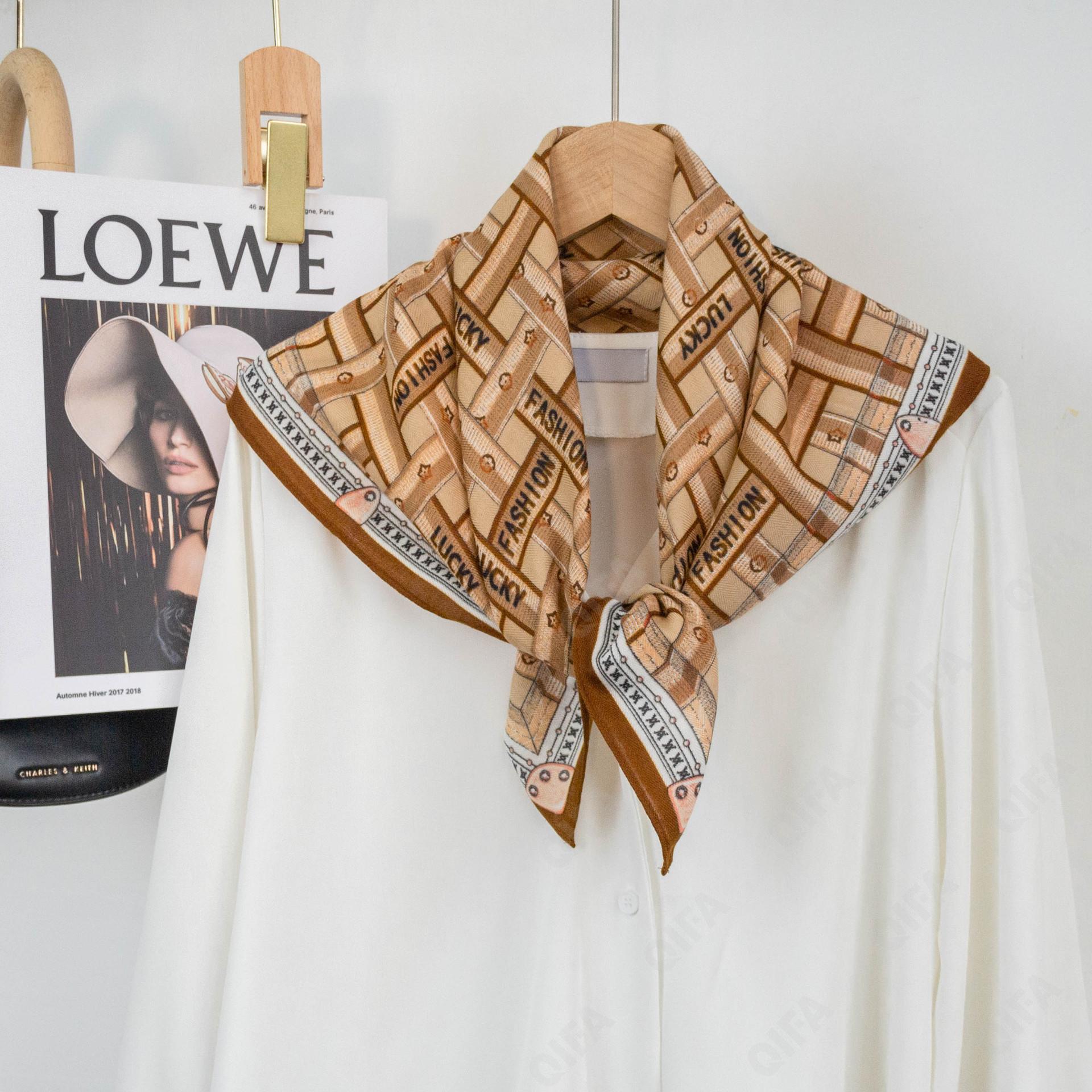 Женский Платок CC4594_68RZW19-3 Женский Платок CC4594_68RZW19-3