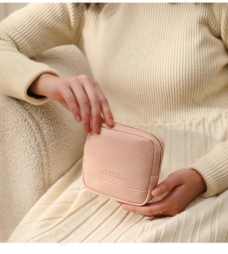 Женская Косметичка CC2565_B1065-2