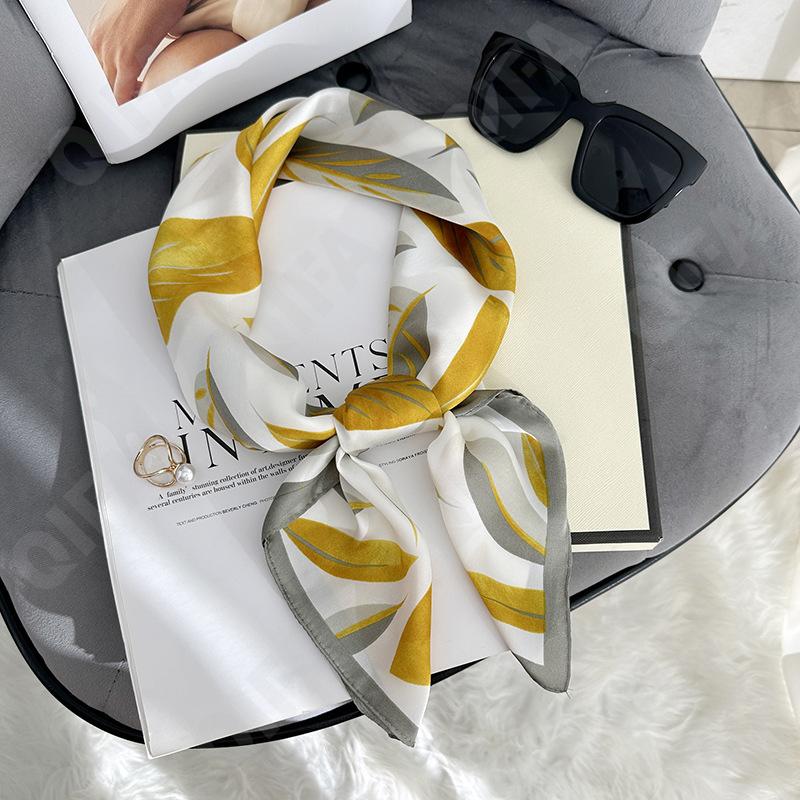 Женский Платок CC4594_70FJ435-1