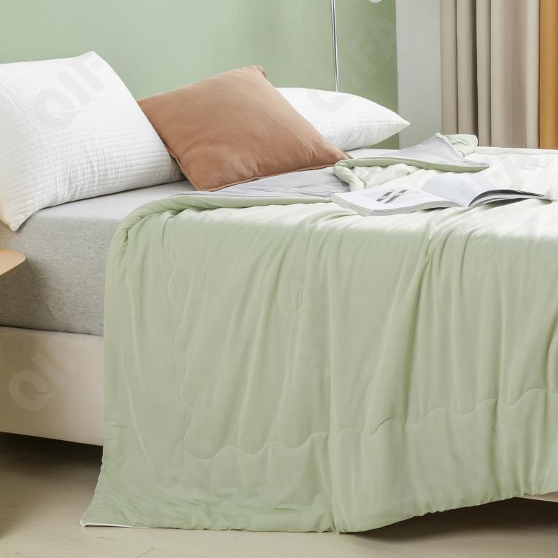 Одеяло с наполнителем CC4653_MN01-10