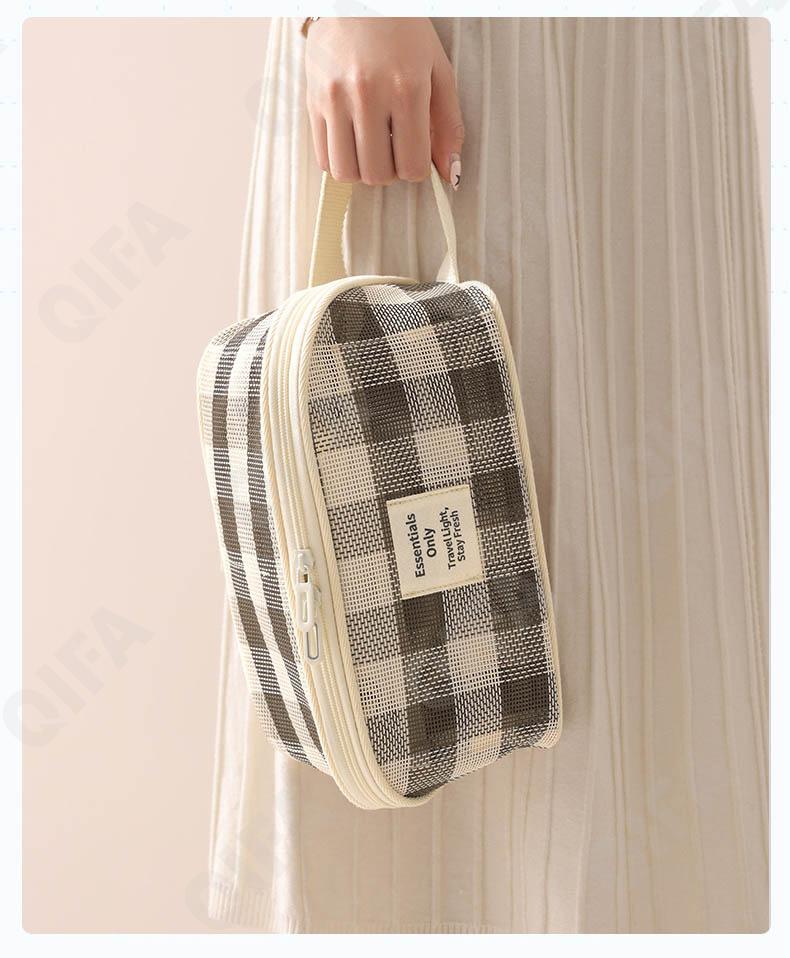 Женская Косметичка CC4380_031-1 Женская Косметичка CC4380_031-1