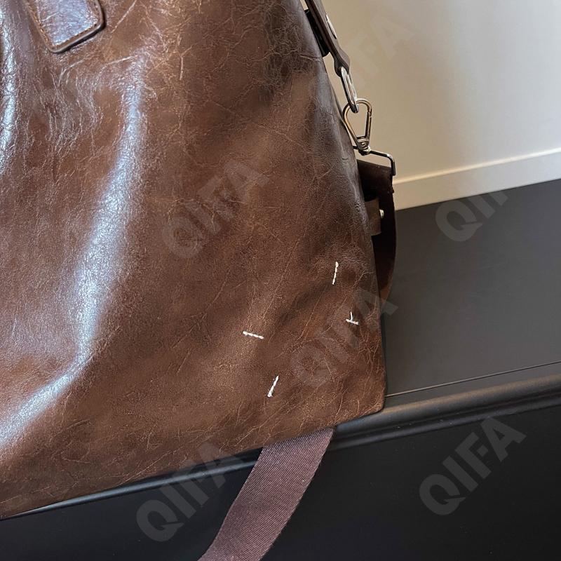 Женская Дорожная сумка CC096_8370-1 Женская Дорожная сумка CC096_8370-1