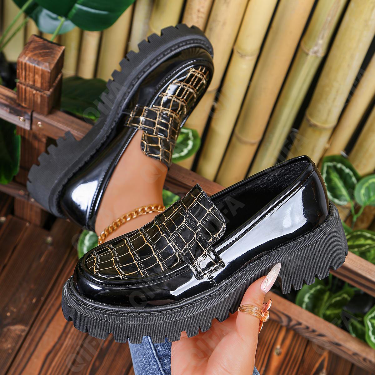 Женские Лоферы