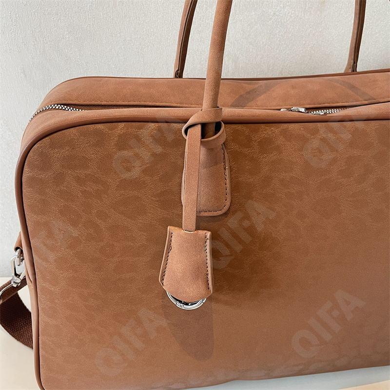 Женская Дорожная сумка CC096_8319-1