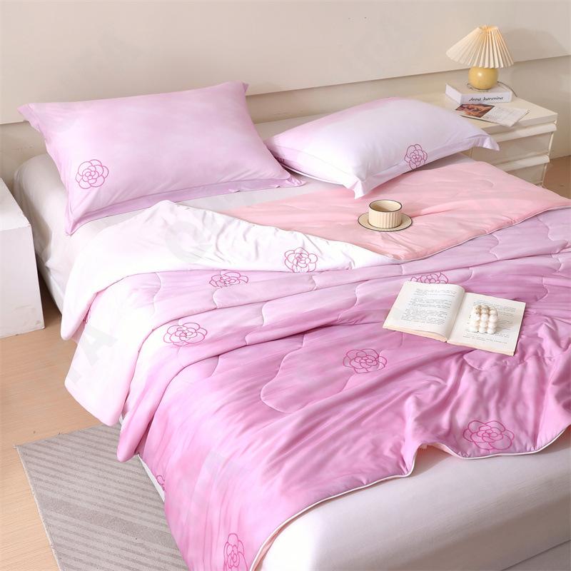 Одеяло с наполнителем CC4653_MN01-10