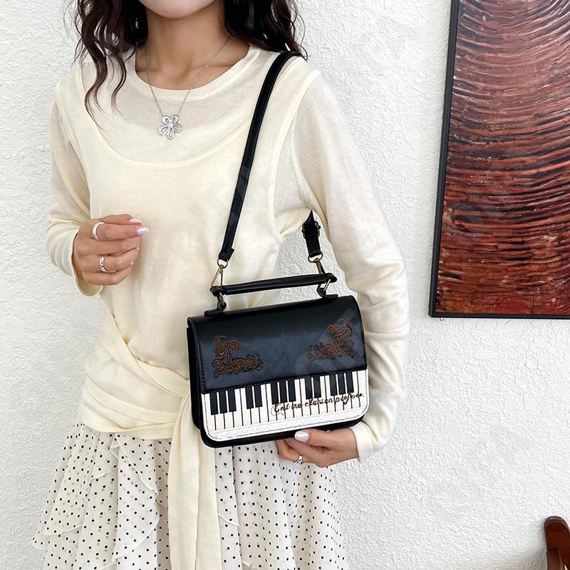 Женский Рюкзак CC1787_MM3130-1 Женский Рюкзак CC1787_MM3130-1