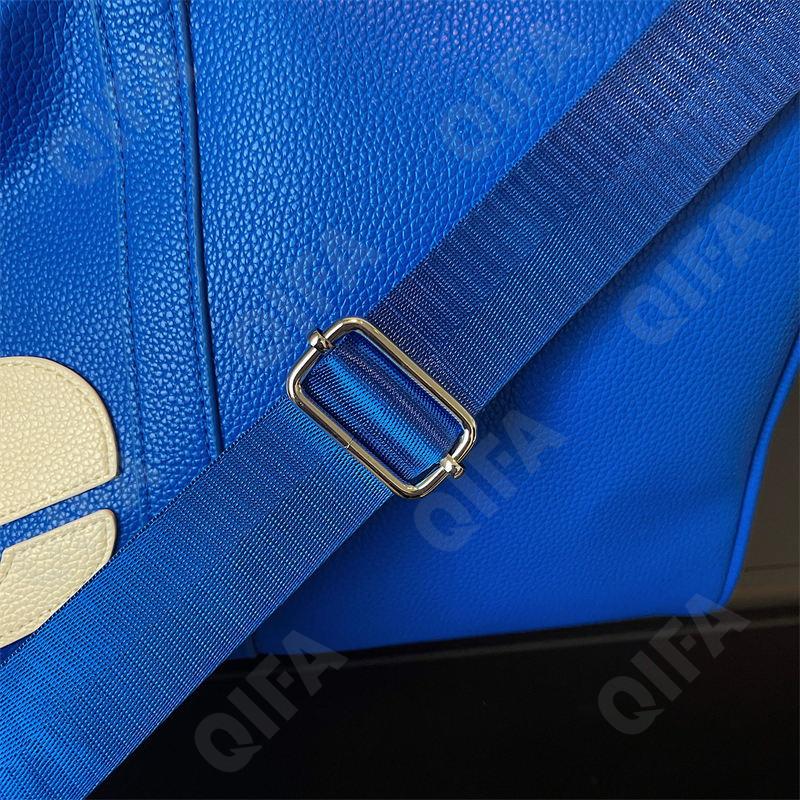 Женская Дорожная сумка CC096_8367-1