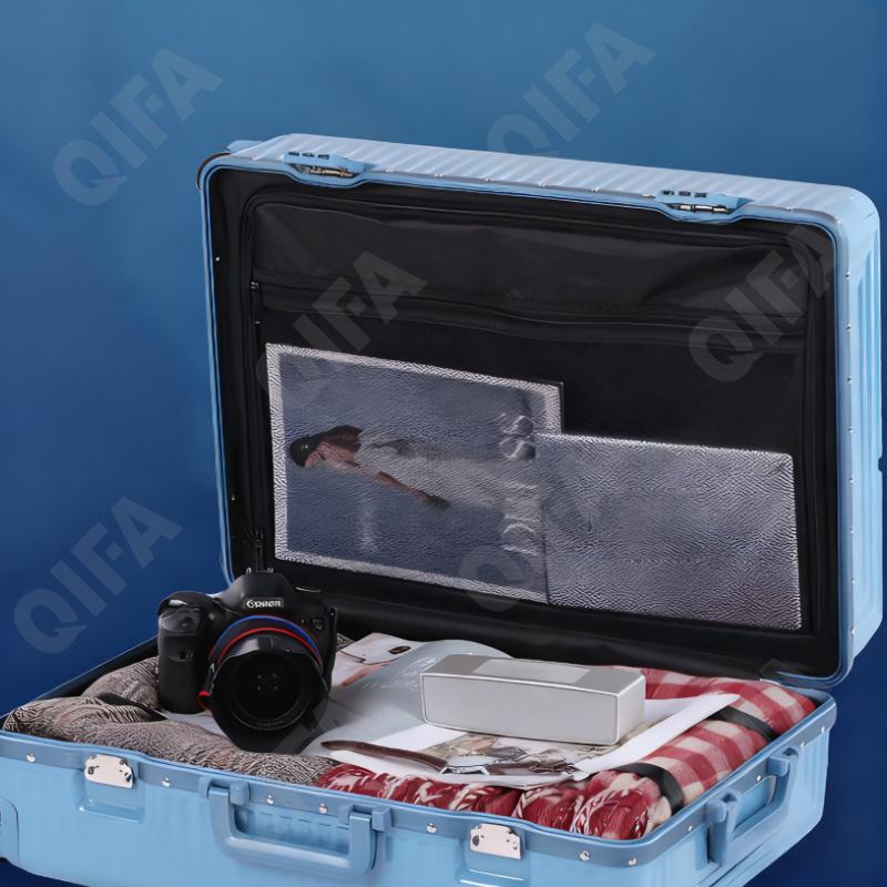 Женский Чемодан CC4530_QFM-326B-1