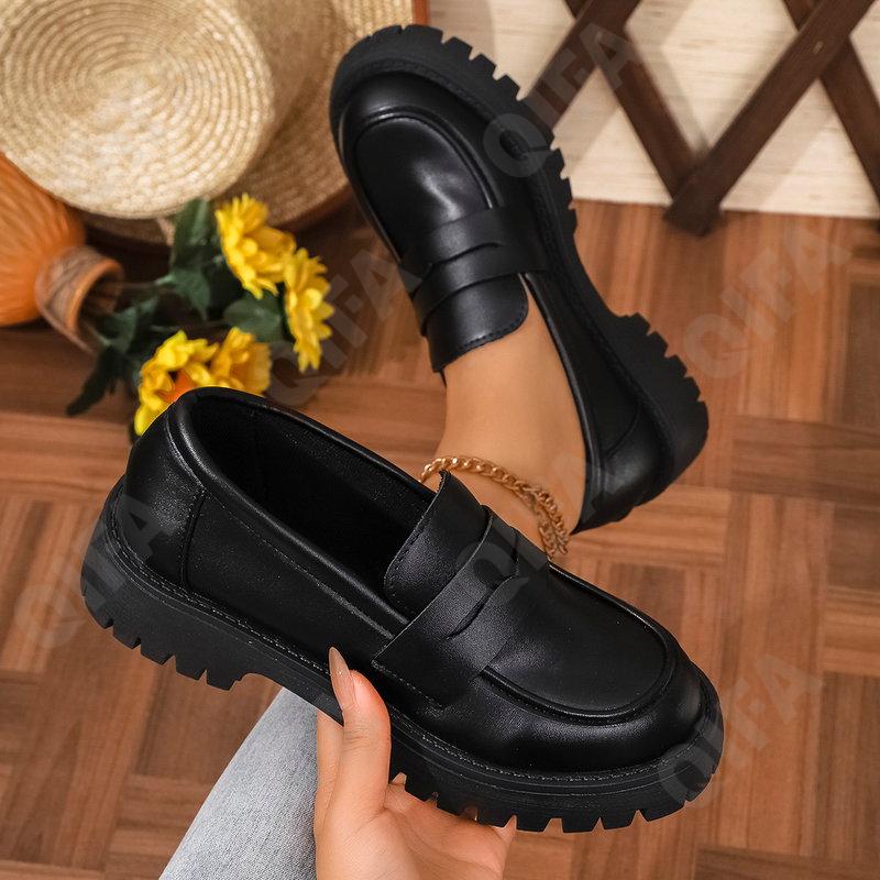 Женские Лоферы