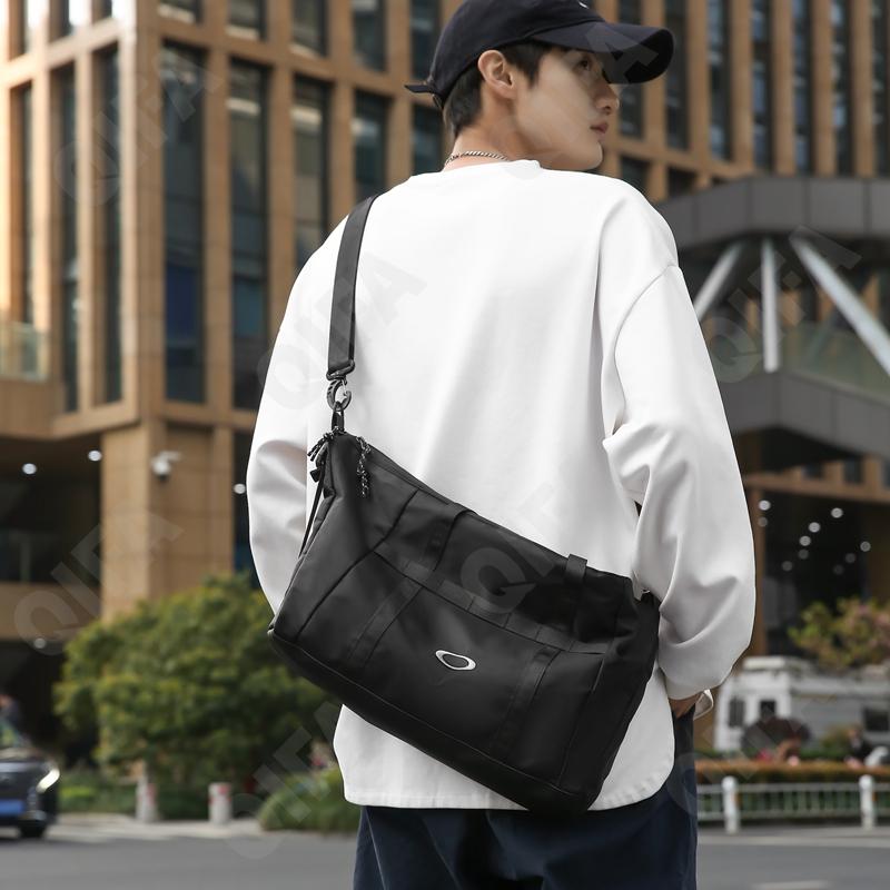 Женская Дорожная сумка CC096_2890B-1