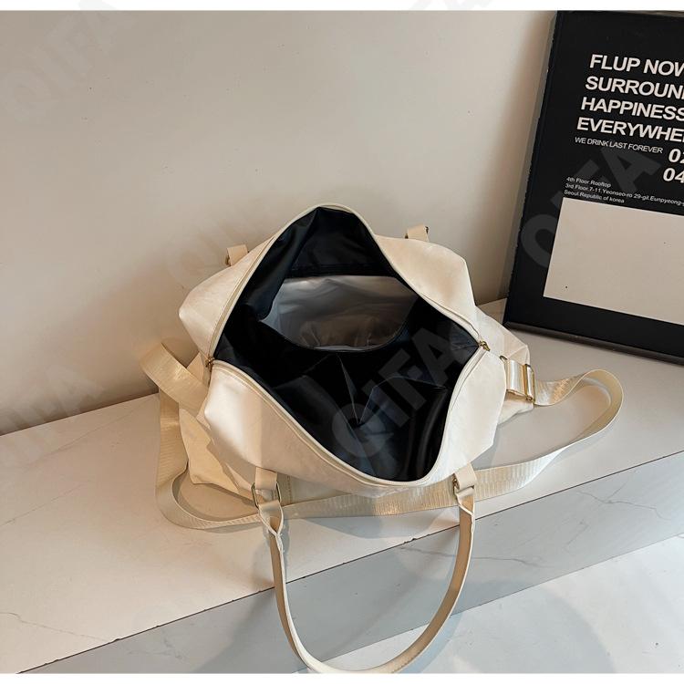 Женская Дорожная сумка CC5456_A42-4