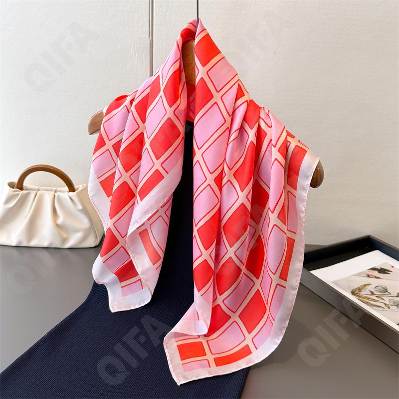 Женский Платок CC4193_FG123-1 Женский Платок CC4193_FG123-1