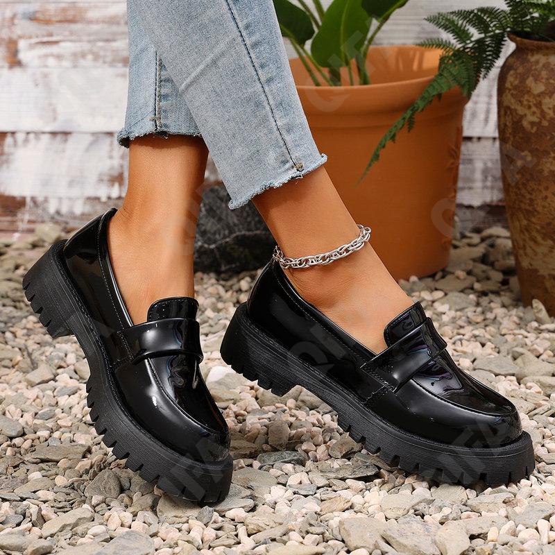 Женские Лоферы