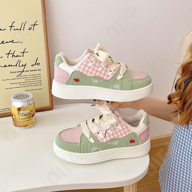 Женские Кроссовки