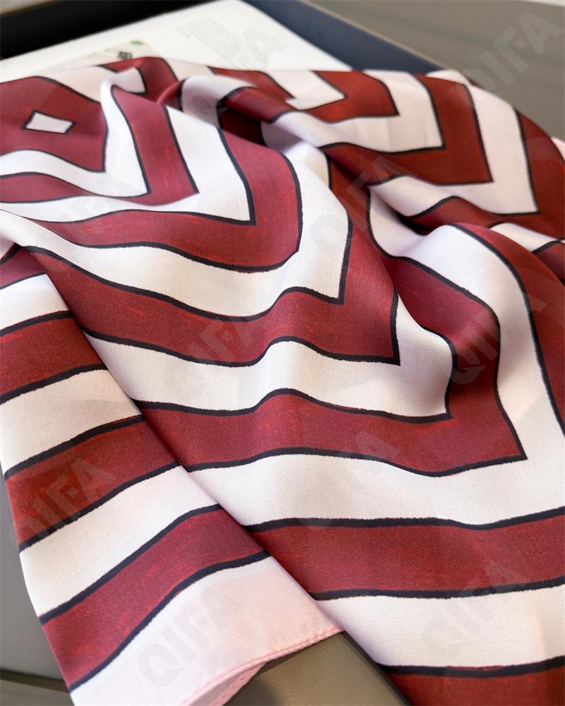 Женский Платок CC4193_FG126-1 Женский Платок CC4193_FG126-1