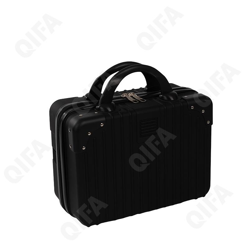 Мужской Чемодан CC4530_QF-305A-1 Мужской Чемодан CC4530_QF-305A-1