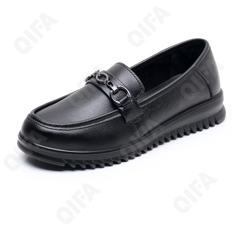 Женские Лоферы