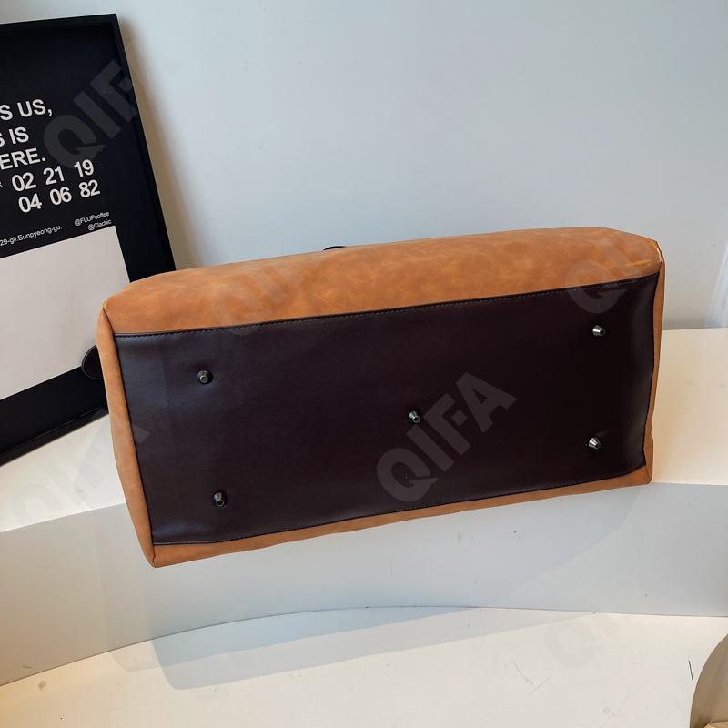 Женская Дорожная сумка CC096_8291-1 Женская Дорожная сумка CC096_8291-1