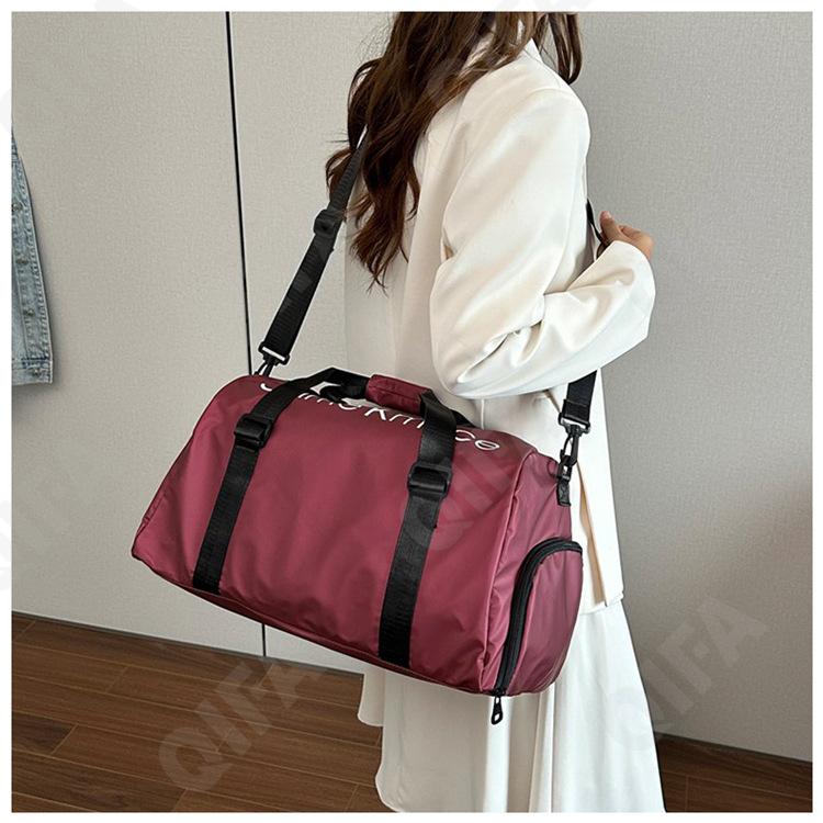 Женская Дорожная сумка CC423_20154-1 Женская Дорожная сумка CC423_20154-1