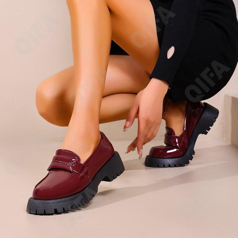 Женские Лоферы