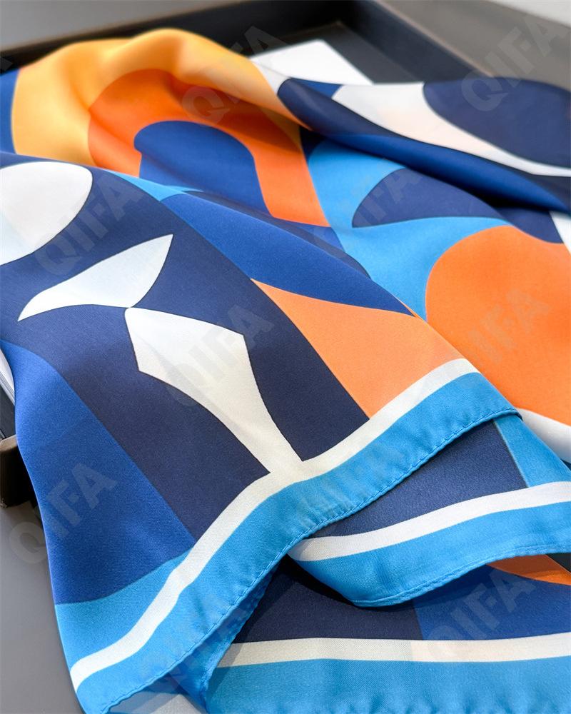 Женский Платок CC4193_FG115-1 Женский Платок CC4193_FG115-1