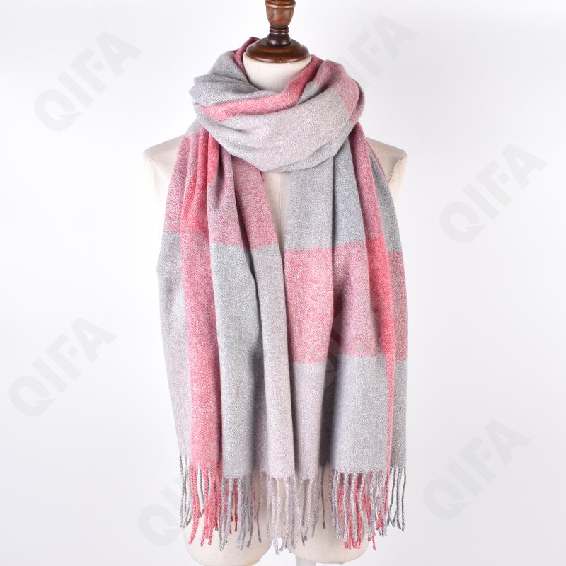 Женский Палантин CC4230_FYR015-1 Женский Палантин CC4230_FYR015-1