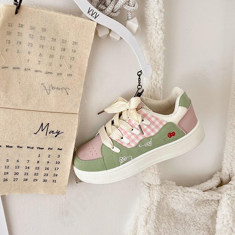 Женские Кроссовки