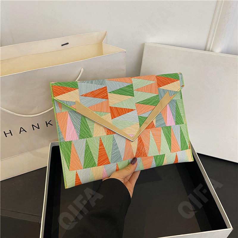 Женский Клатч CC1787_NIU6038-4 Женский Клатч CC1787_NIU6038-4