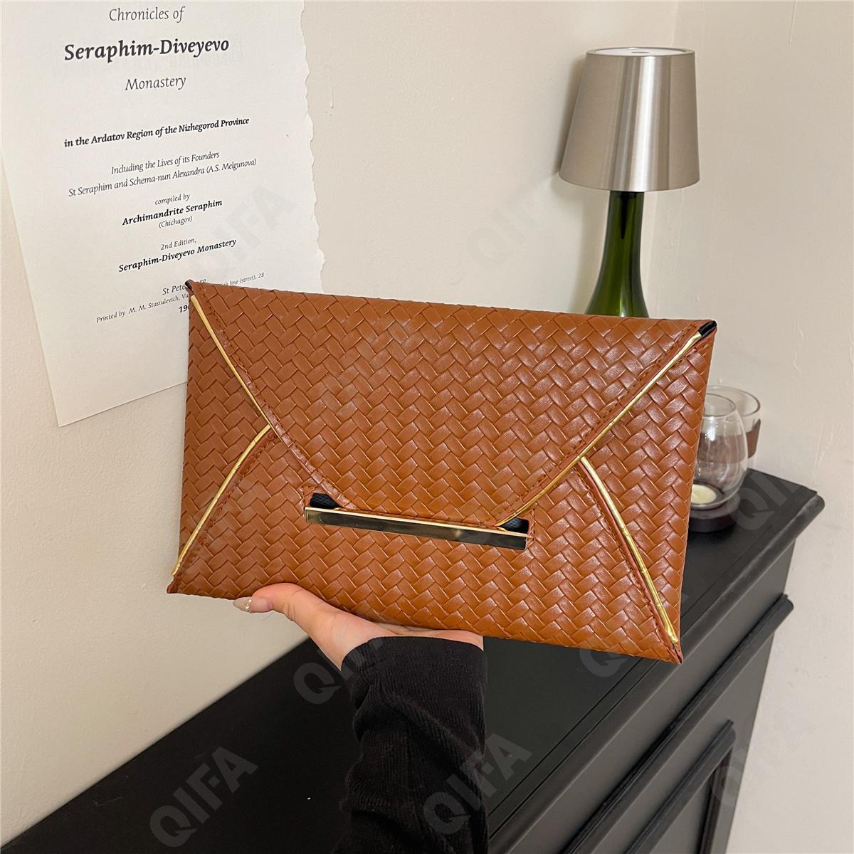 Женский Клатч CC423_11815-1 Женский Клатч CC423_11815-1