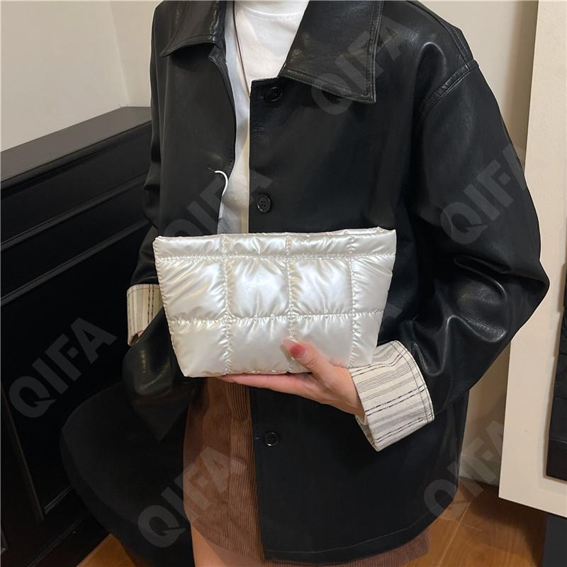 Женский Клатч CC1787_NIU9510-1 Женский Клатч CC1787_NIU9510-1