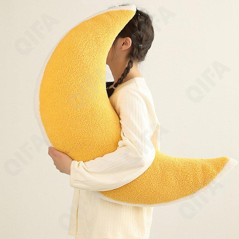 Декоративная подушка