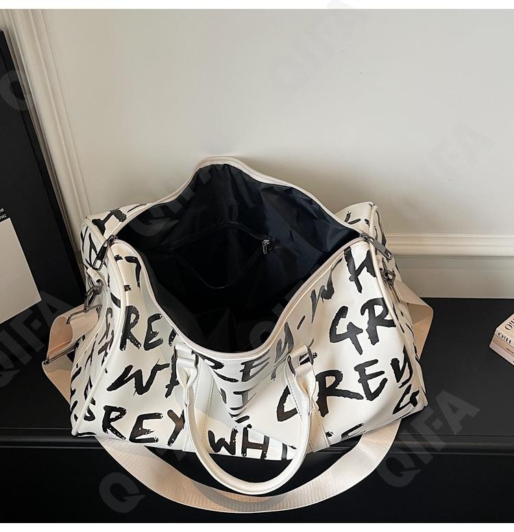 Женская Дорожная сумка CC096_8377-1