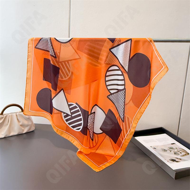 Женский Платок CC4193_FG128-1 Женский Платок CC4193_FG128-1