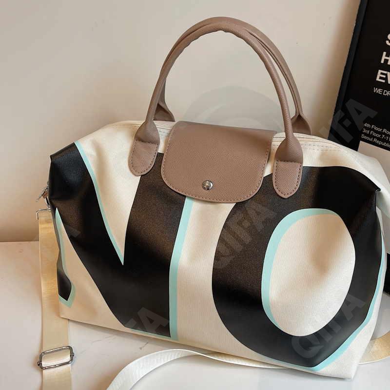 Женская Дорожная сумка CC096_8208-1 Женская Дорожная сумка CC096_8208-1