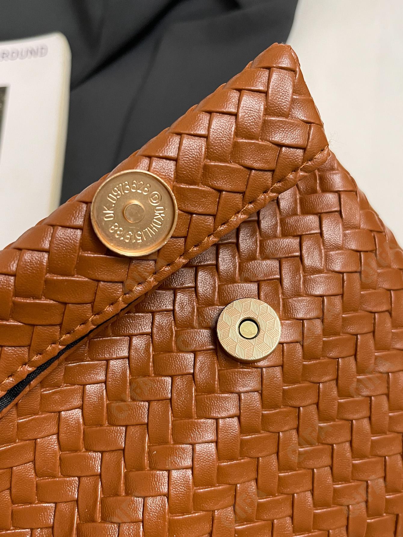 Женский Клатч CC423_11793-1 Женский Клатч CC423_11793-1