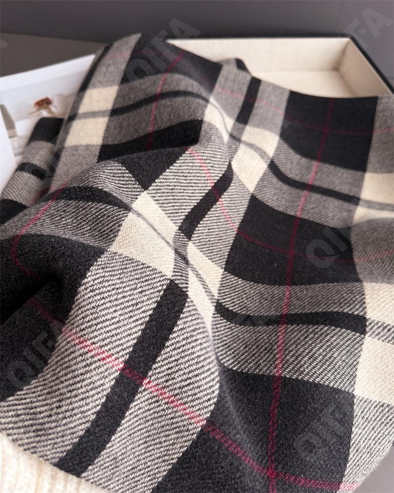 Женский Палантин CC4193_WT258-5 Женский Палантин CC4193_WT258-5