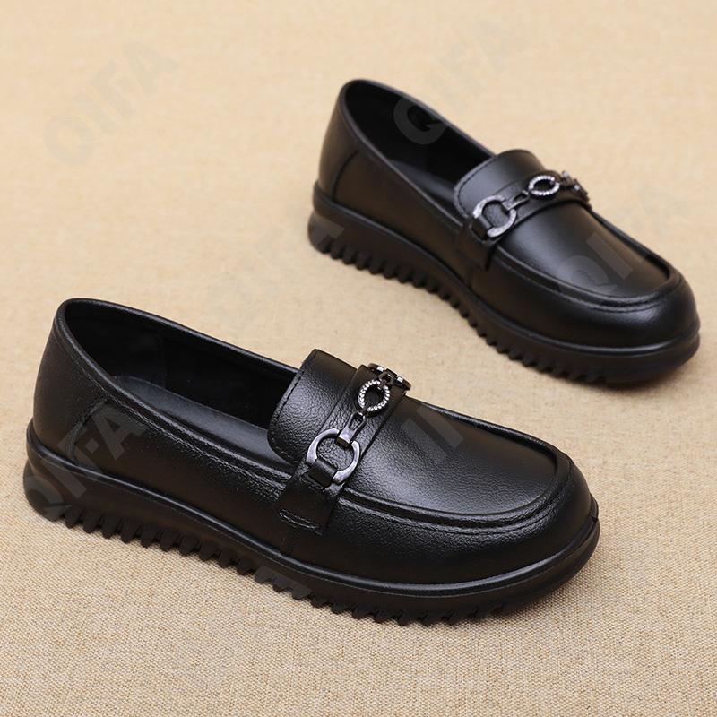 Женские Лоферы