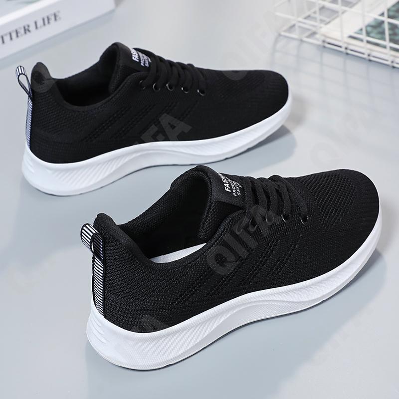 Женские Кроссовки