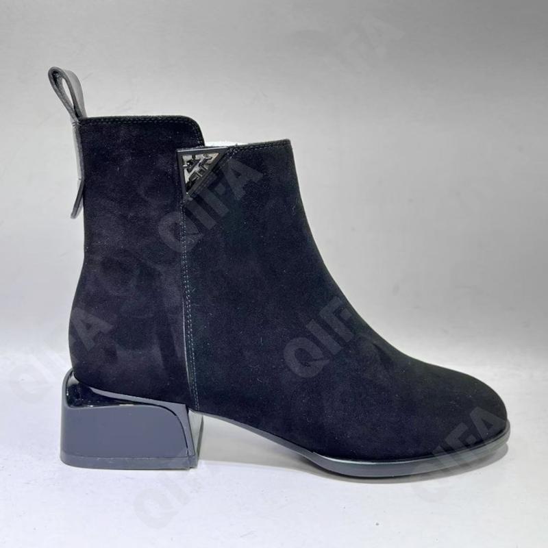 Женские Ботинки