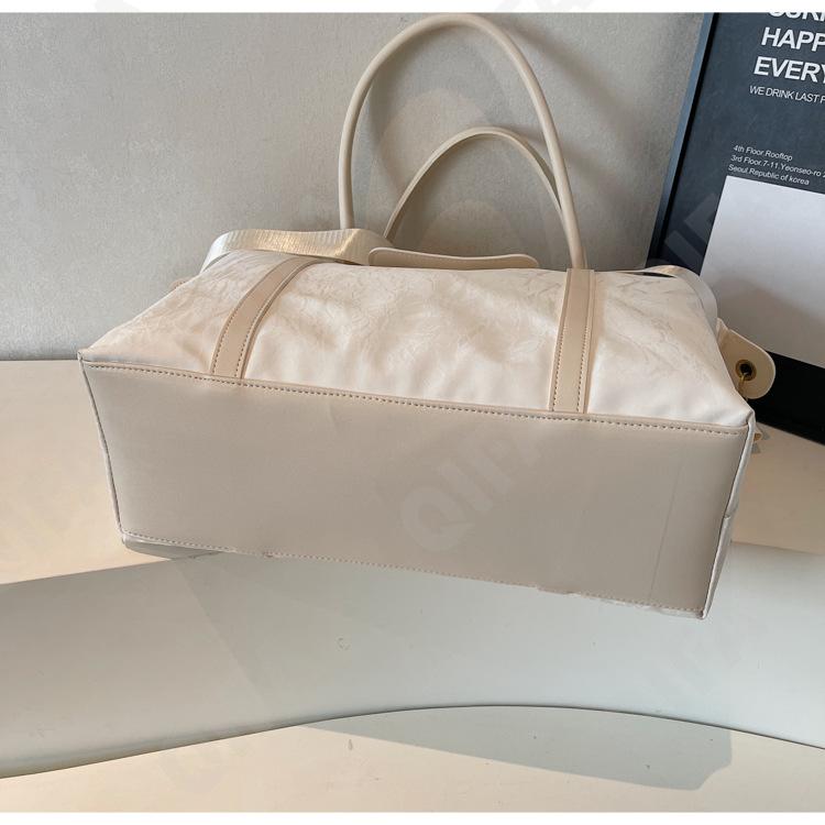 Женская Дорожная сумка CC5456_A42-4